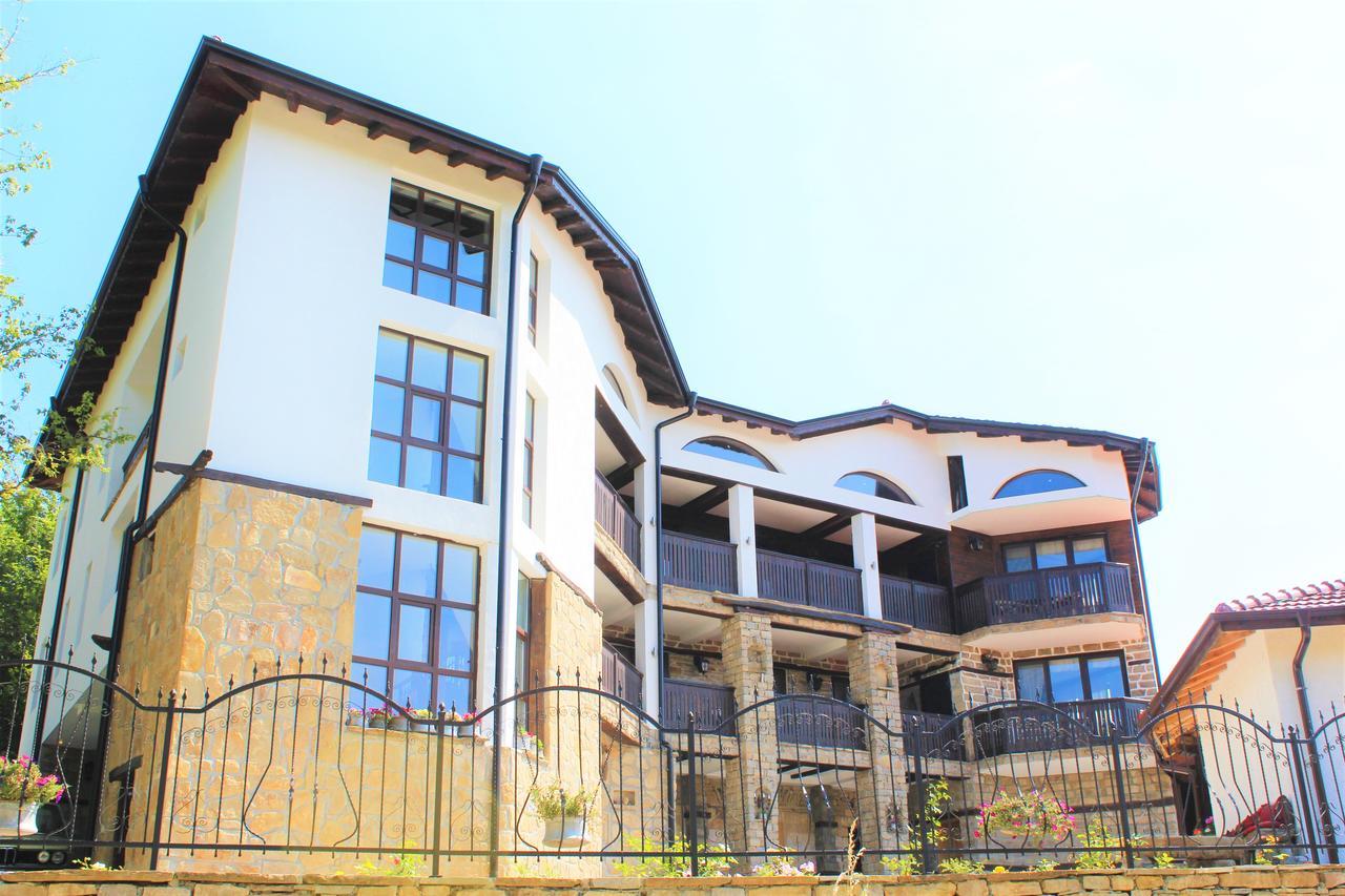 טריאבנה Hotel Sokay מראה חיצוני תמונה