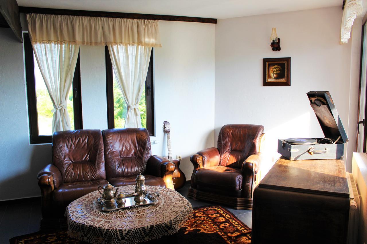 טריאבנה Hotel Sokay מראה חיצוני תמונה